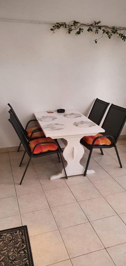Apartments Rino Водице Екстер'єр фото