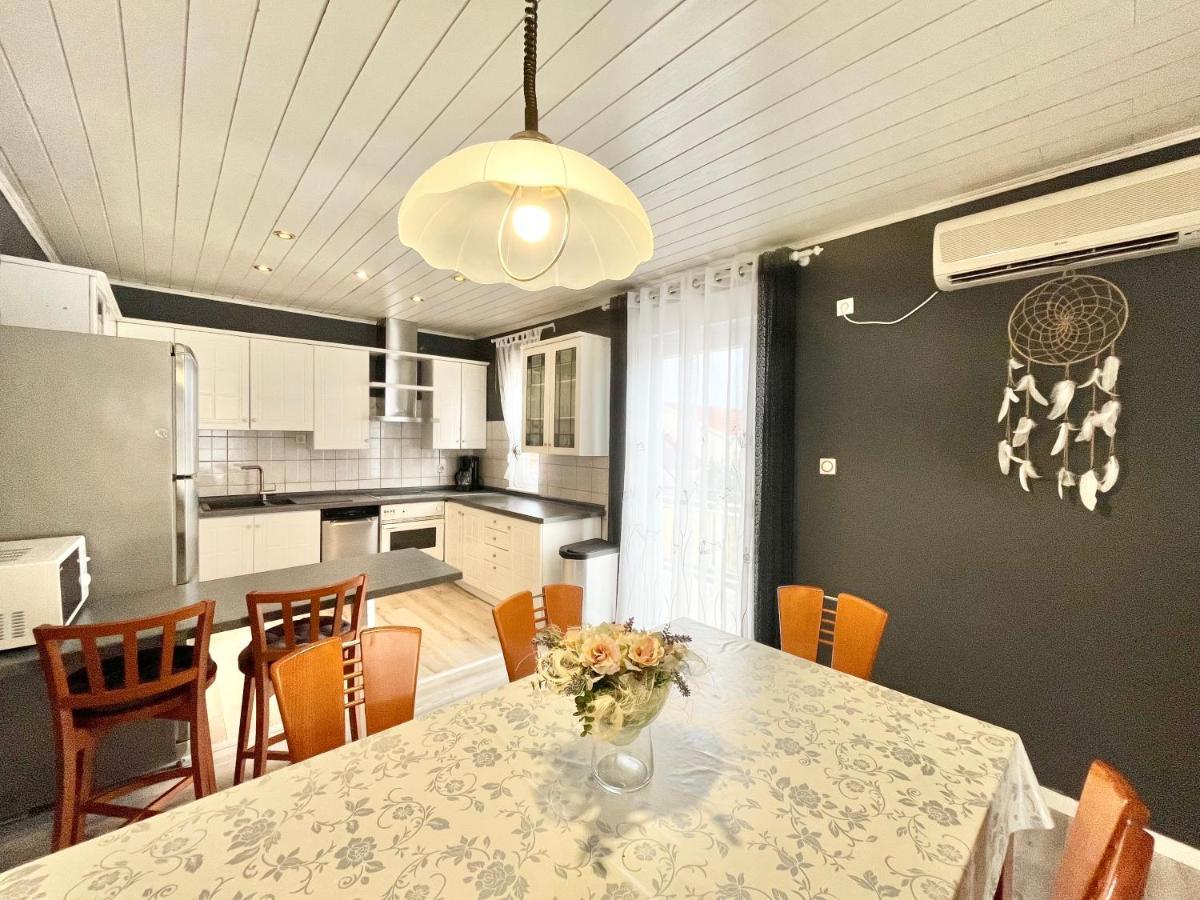 Apartments Rino Водице Екстер'єр фото