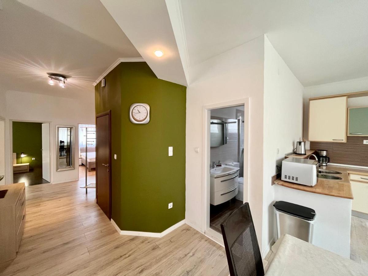 Apartments Rino Водице Екстер'єр фото