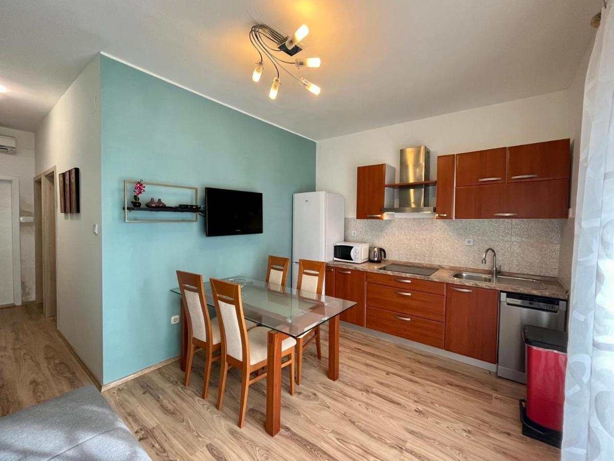 Apartments Rino Водице Екстер'єр фото