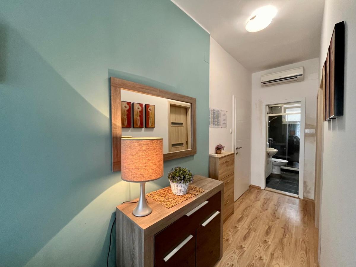 Apartments Rino Водице Екстер'єр фото