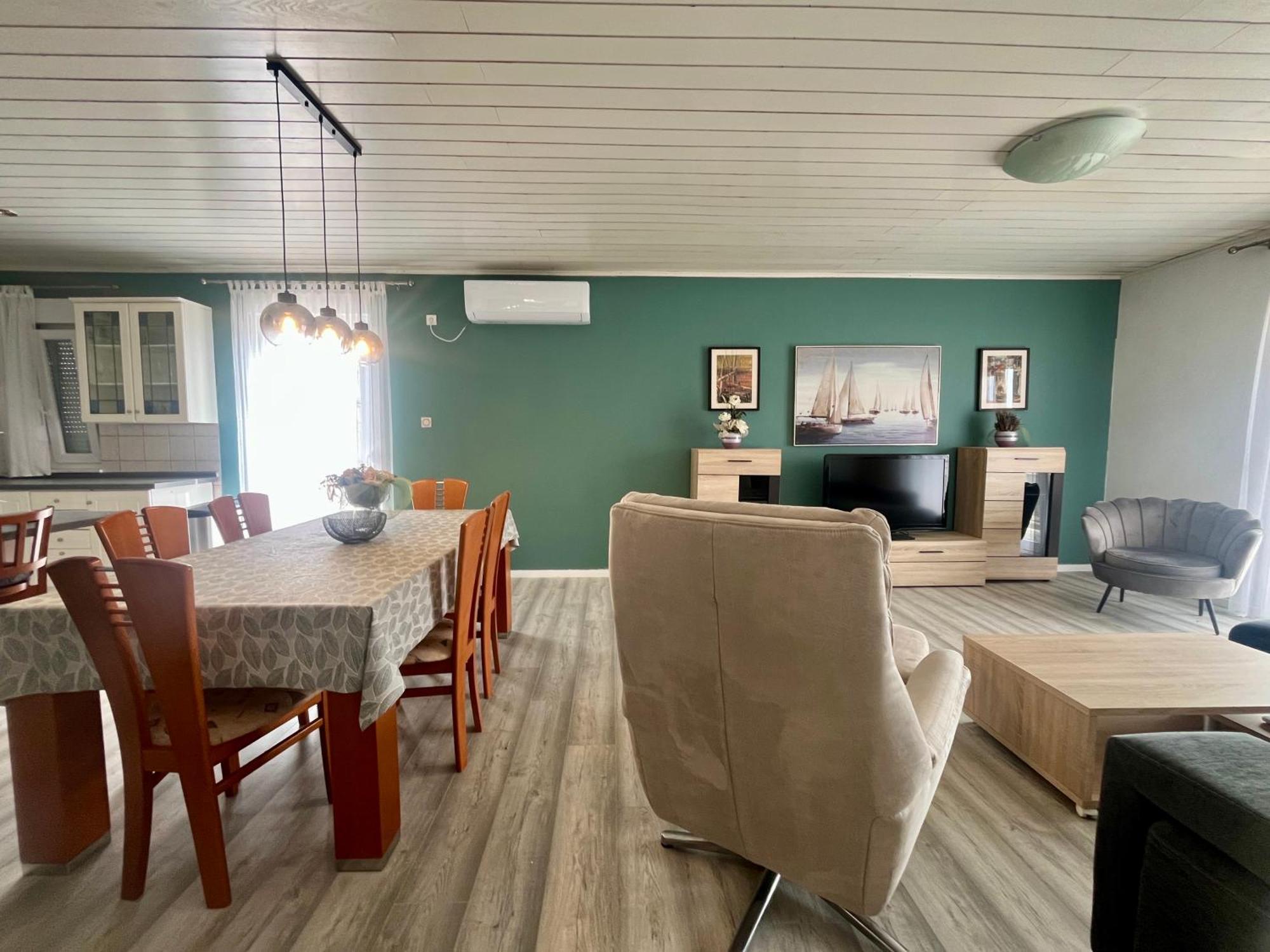 Apartments Rino Водице Екстер'єр фото